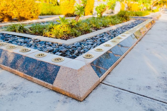 Garden-Series-Curbing-700x467