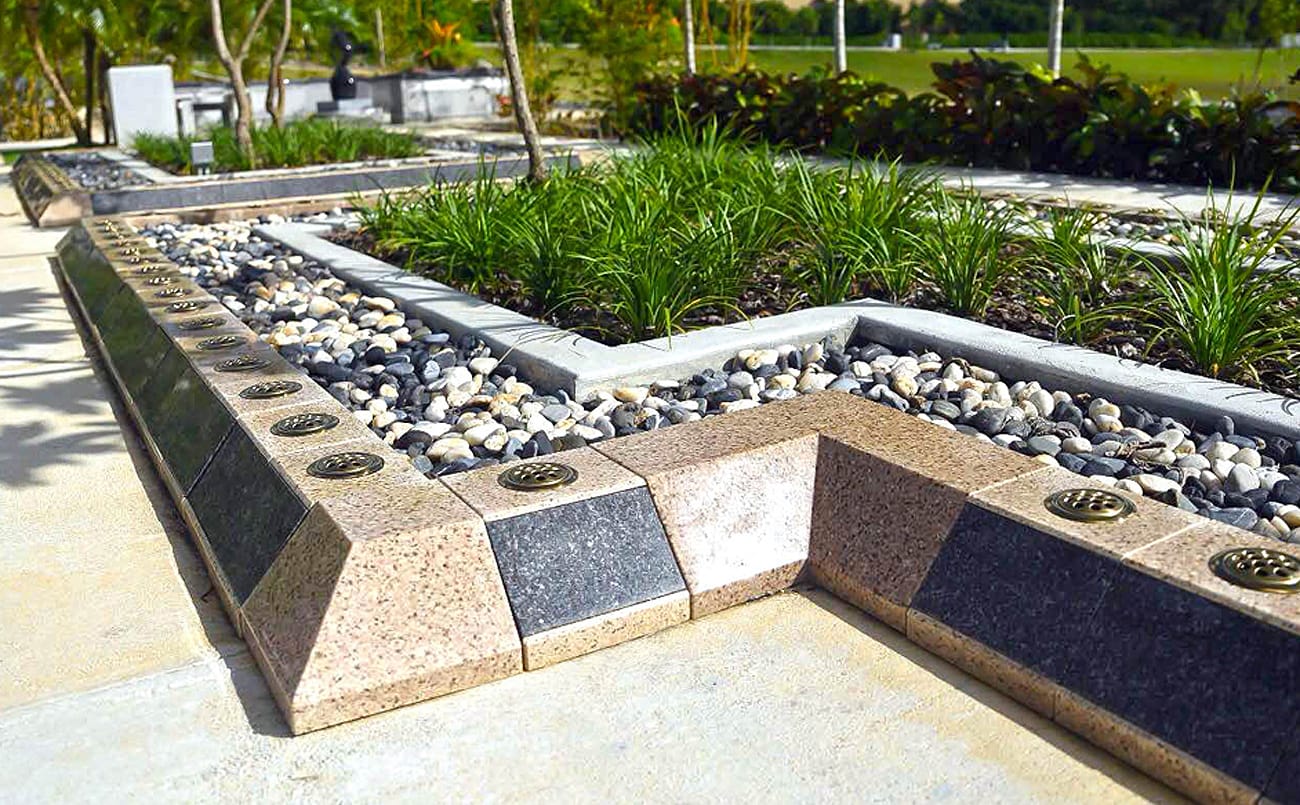 PremierColumbaria_Main-Gardens